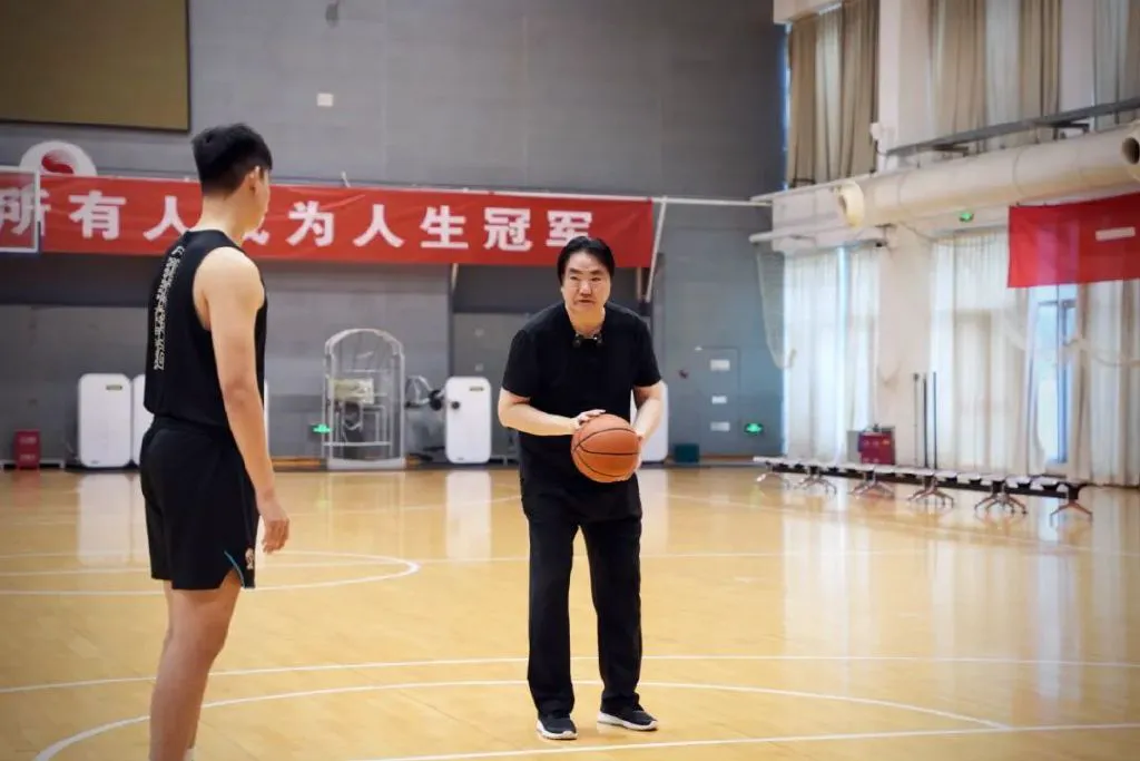 制定篮球交流计划以促进个人技能发展的方法_2